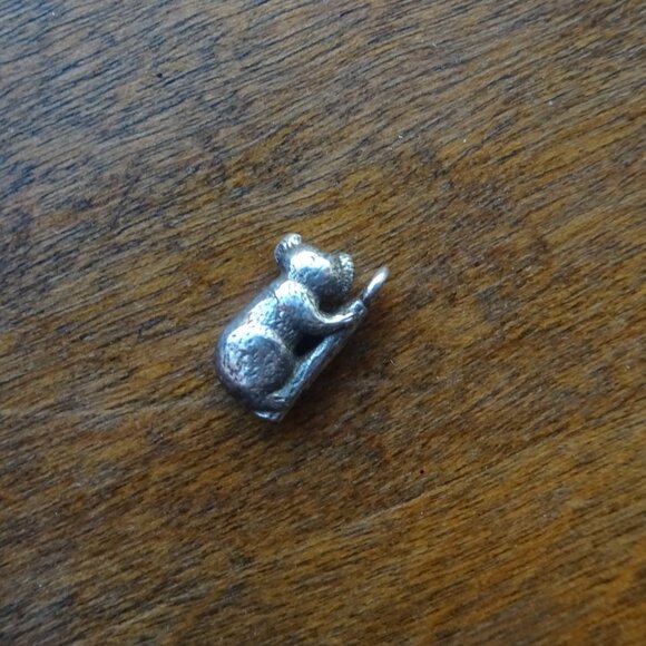 1970s Koala Bear Pendant Charm Australia - Picture 2 of 4
